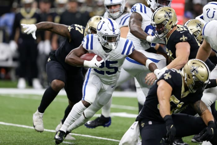 Indianapolis Colts running back Marlon Mack (25) runs against the New Orleans Saints. Mandatory Credit: Chuck Cook-USA TODAY Sports